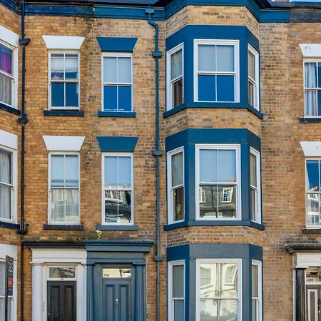 Cosy North Bay Vast Sea & Town Views Scarborough