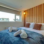 Cosy North Bay Vast Sea & Town Views * 斯卡伯勒