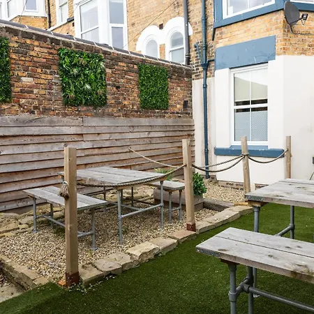 Cosy North Bay Vast Sea & Town Views アパート *